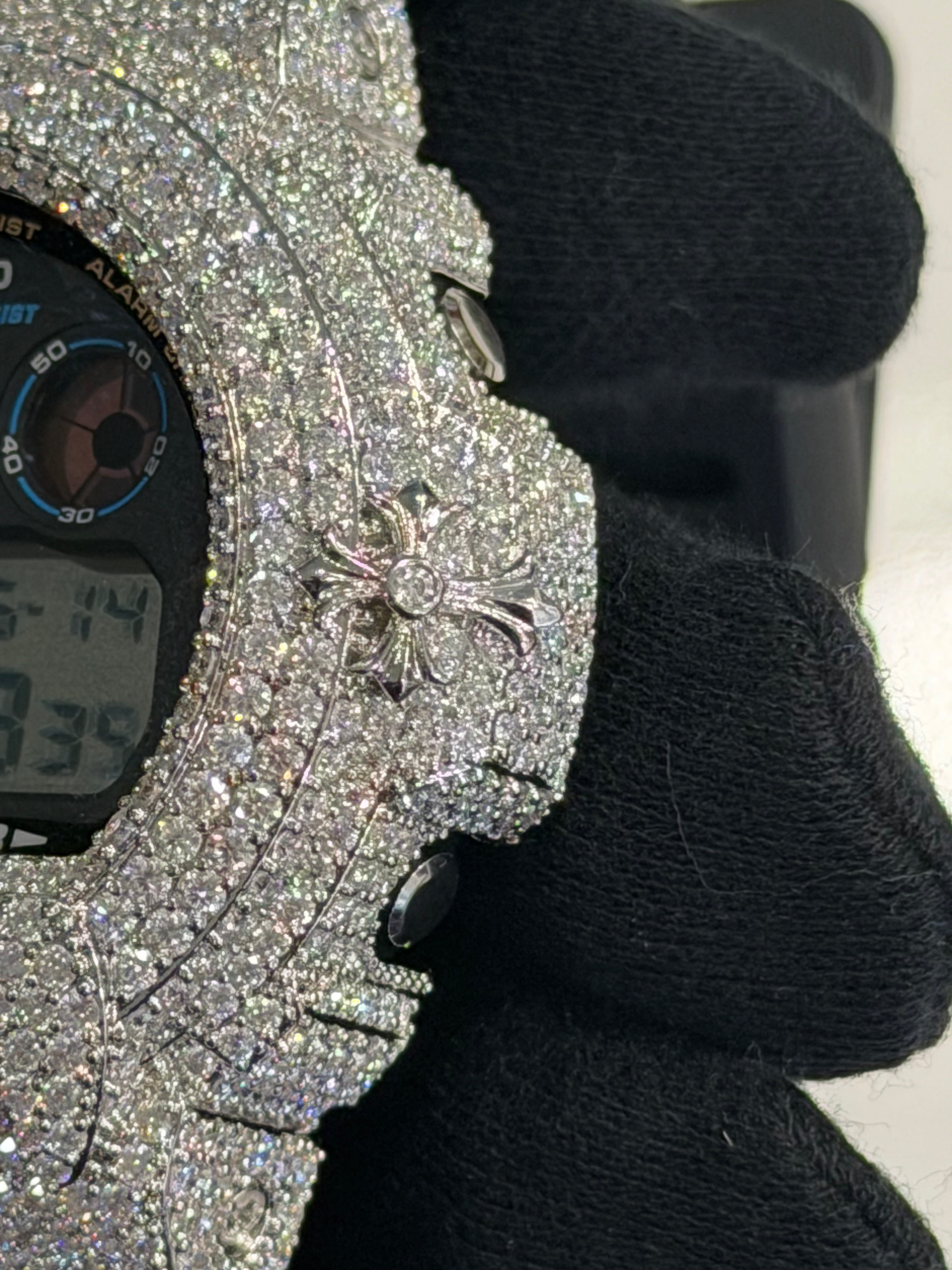 VVS1 D Fully Iced Moissanite Watch DW6900